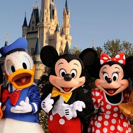 Sejour En Famille Ou Amis A Disneyland & Paris Лонь Екстер'єр фото