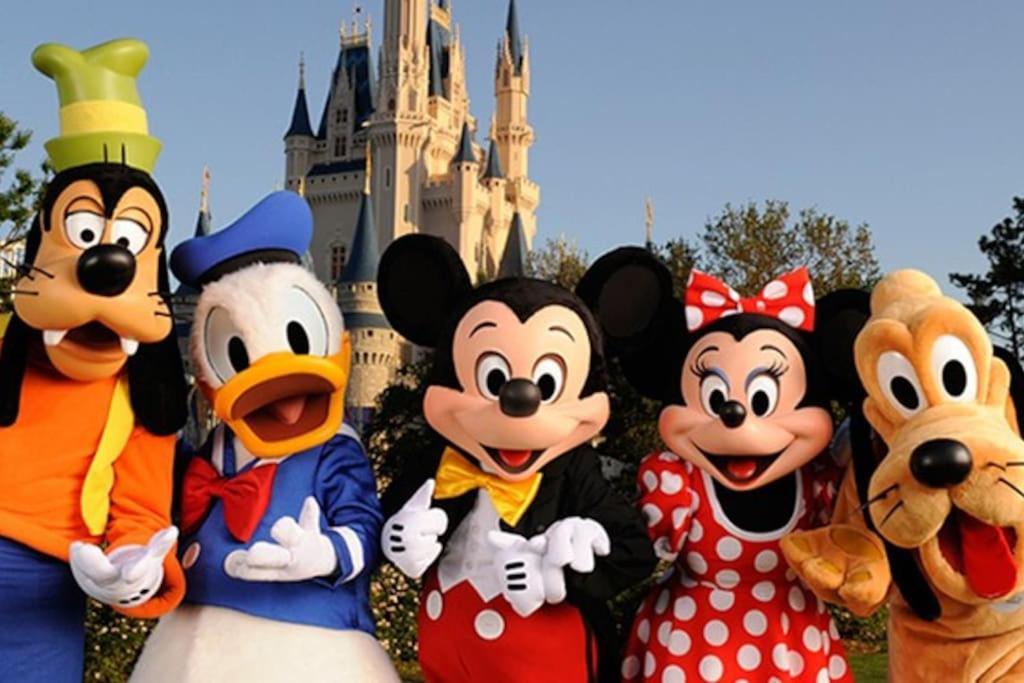 Sejour En Famille Ou Amis A Disneyland & Paris Лонь Екстер'єр фото